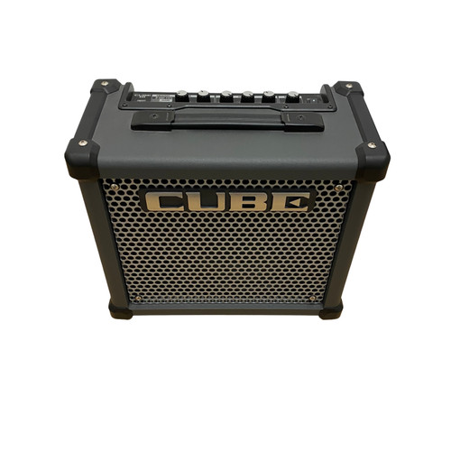 Used Roland CUBE 01 COMBO W/ADPT Solid State Guitar Amp 1 x 8 41126-S000090356