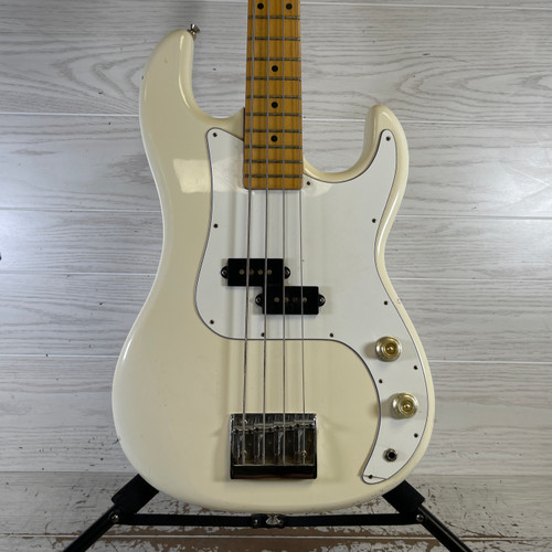 Vist Large View of Product Image Which is Used - Applause P-TYPE AS-IS Bass Guitar  40087-S000232409