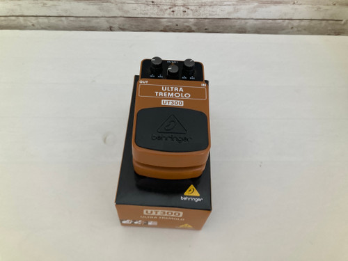 Used Behringer UT300 ULTRA TREMOLO PEDAL 41112-S000097453