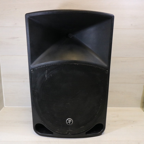 Vist Large View of Product Image Which is Used Mackie THUMP 15 Speaker Cabinet 41108-S000061881