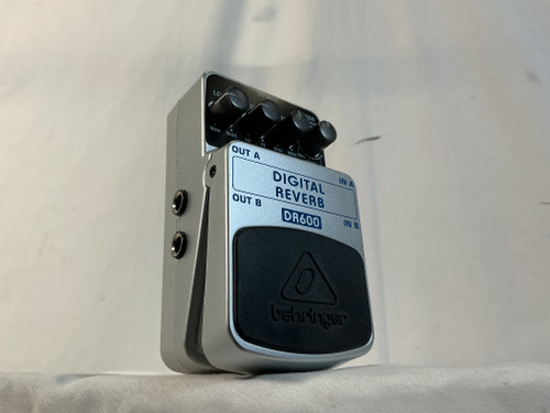 Used Behringer DIGITAL REVERB DR600 Reverb Pedal 40012-S000303808