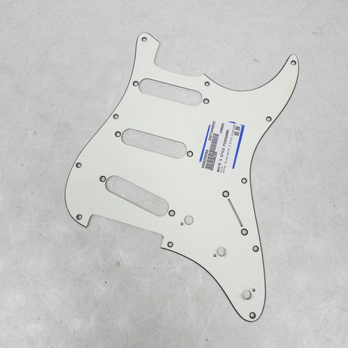 Used White S Style Pickguard Guitar Accessory 40042-S000259268