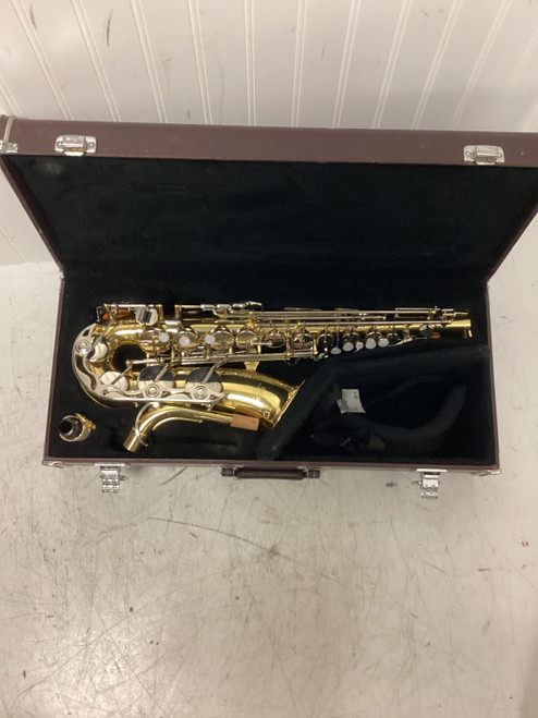 Vist Large View of Product Image Which is Used Yamaha YAS-23 Alto Saxophone 40107-S000153158