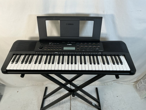 Used Yamaha PSR-E273 61-Key Keyboard 61-Key 40012-S000303863