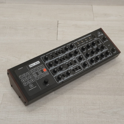 Used Behringer PRO-800 Compact Synthesizer 40015-S000328547