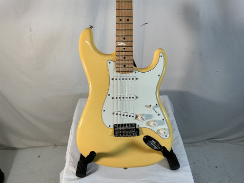 Used Fender PLAYER STRATOCASTER BUTTER CREAM S Type Electric Guitar Yellow 6-String 40012-S000303878