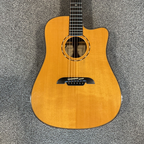 Used ALVAREZ MD350C Acoustic Guitar 41106-S000094404