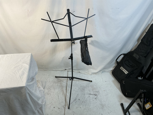 Used Titan FOLDING MUSIC STAND + BAG Band Instrument Stand 40012-S000303920