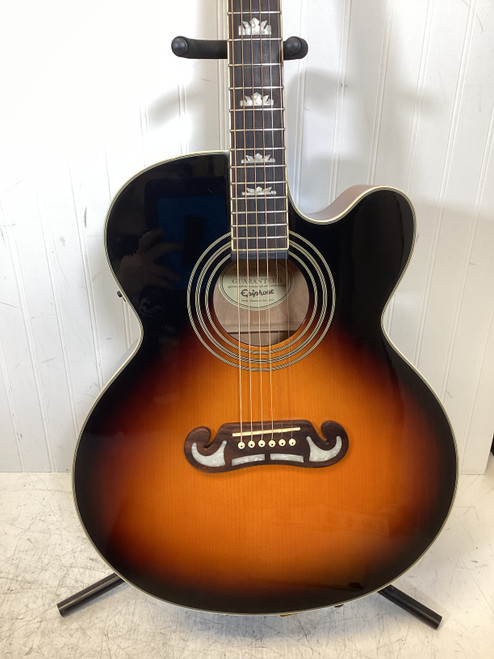 Vist Large View of Product Image Which is Used Epiphone EJ-200SCE/VS Laminate Top Acoustic Guitar Sunburst 40107-S000153268