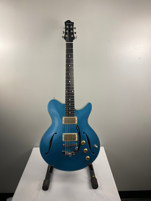 Vist Large View of Product Image Which is Used Eastman ROMEO LA Vintage Semi-Hollow Electric Guitar Blue 6-String