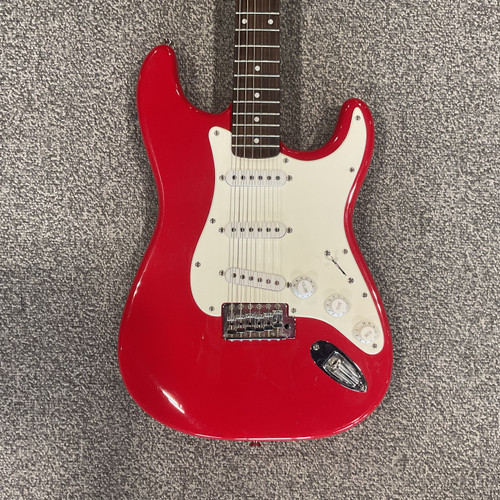Used SQUIER AFFINITY STRAT 41106-S000094446