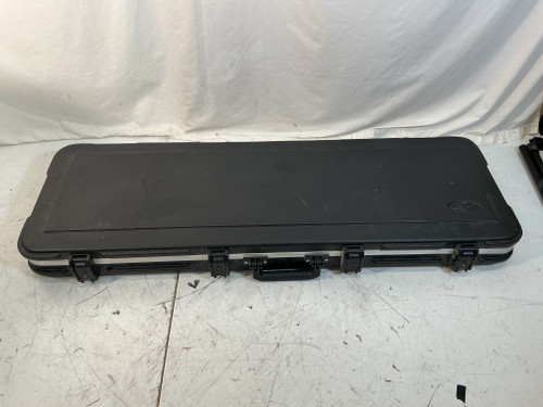 Vist Large View of Product Image Which is Used SKB KEYTAR TSA FLIGHT CASE Medium Keyboard Case 40012-S000304059