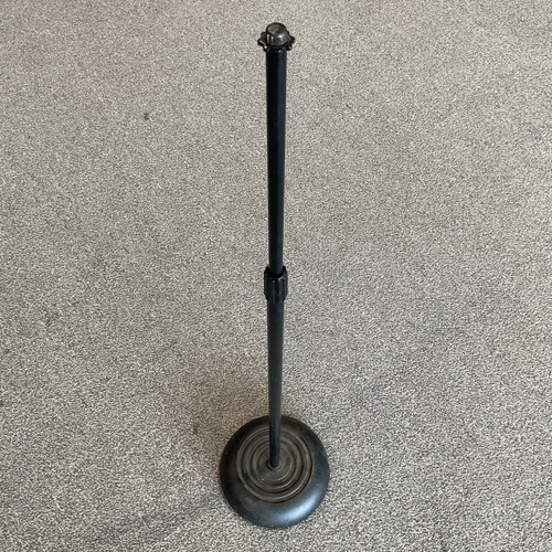 Used ROUND BASE MICROPHONE STAND 41106-S000094470