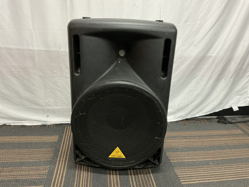 Vist Large View of Product Image Which is Used Behringer EUROLIVE B215D Powered Full Range Speaker Cabinet 40012-S000304071