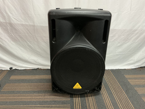 Vist Large View of Product Image Which is Used Behringer EUROLIVE B215D Powered Full Range Speaker Cabinet 40012-S000304072