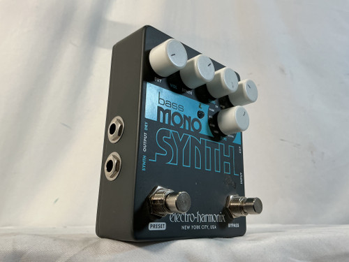 Vist Large View of Product Image Which is Used Electro Harmonix (E/H) BASS MONO SYNTH Synthesizer Pedal 40012-S000304115