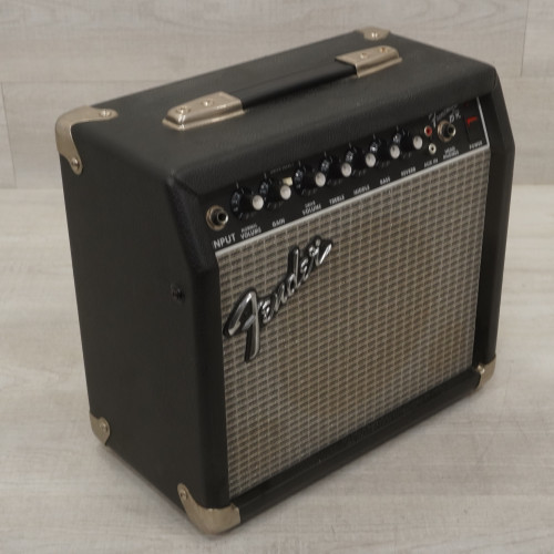 Vist Large View of Product Image Which is Used Fender Frontman 15r 1 X 5 Solid State Amplifier 40015-S000328681