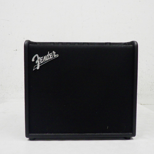 Used Fender Mustang LT25 Guitar Amp 40042-S000259504