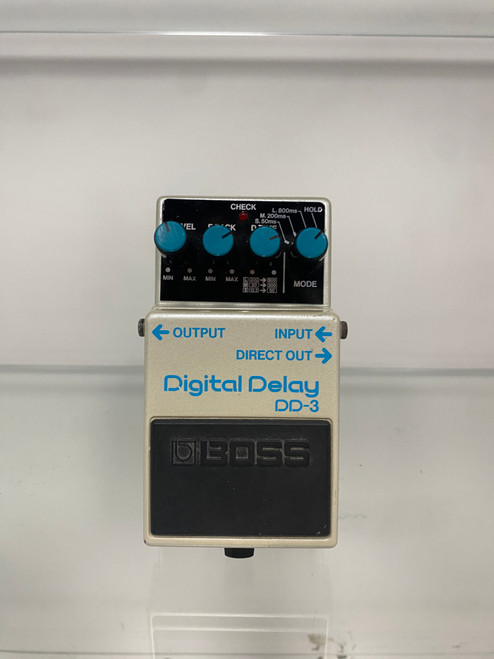 Vist Large View of Product Image Which is Used Boss BOSS DIGITAL DELAY DD-3 Vintage Delay Pedal