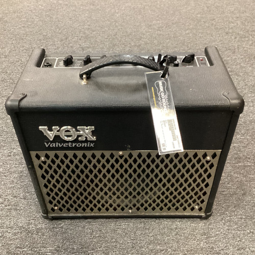 Used Vox AD15VT 1 x 10 Solid State Amplifier 1 x 10 40111-S000188150