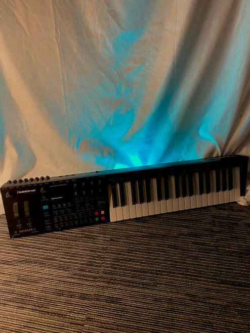 Vist Large View of Product Image Which is Used Elektron DIGITONE KEYS DIGITAL FM SYNTH W/STAND Keyboard Amplifier
