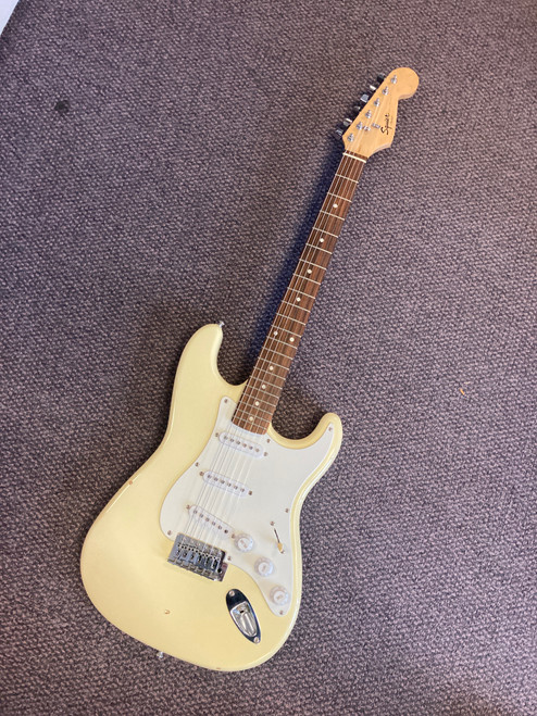 Vist Large View of Product Image Which is Used Squier BULLET STRAT S Type Electric Guitar White 6-String 40085-S000105590