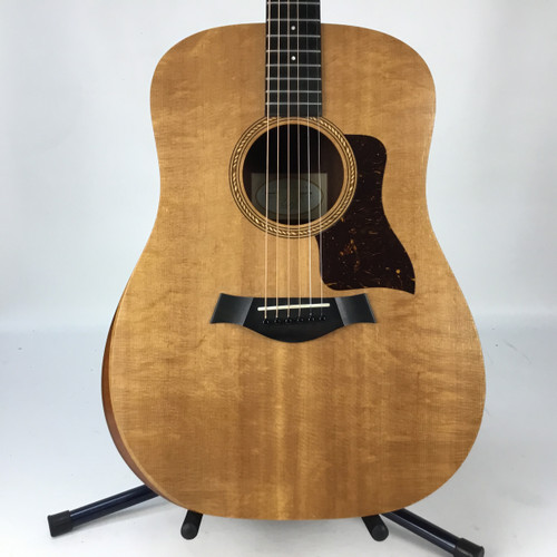 Used Taylor ACADEMY 10 Solid Top Acoustic Guitar Natural 41110-S000069991