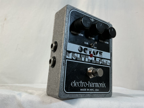 Vist Large View of Product Image Which is Used Electro Harmonix (E/H) OCTAVE MULTIPLEXER Octave Pedal 40012-S000304188
