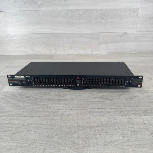 Vist Large View of Product Image Which is Used Soundtech Q150 - Dual 15-band Equalizer