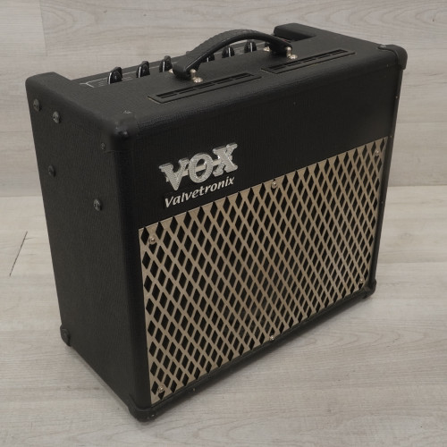 Vist Large View of Product Image Which is Used Vox AD30VT 1 x 10 Solid State Amplifier 40015-S000328809