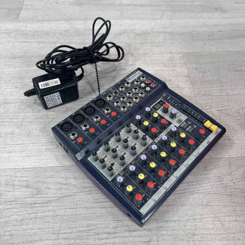 Vist Large View of Product Image Which is Used Soundcraft Notepad 124FX Mixer 40112-S000178713