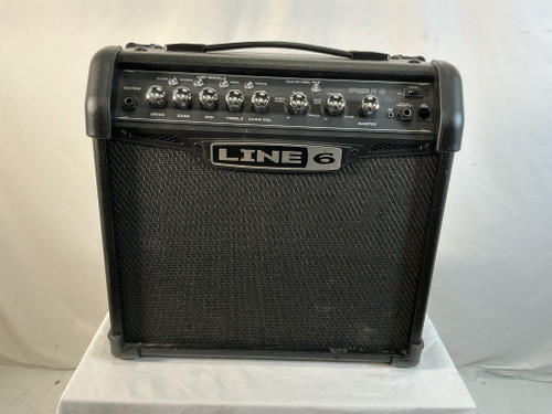 Vist Large View of Product Image Which is Used Line 6 SPIDER IV 15 1 x 10 Solid State Amplifier 1 x 10 40012-S000304236