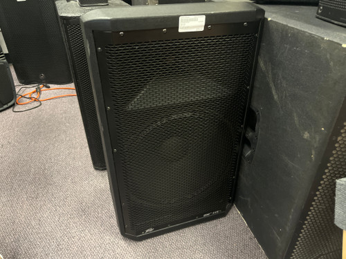 Used Peavey DM115 Powered Full Range Speaker Cabinet 40085-S000105605