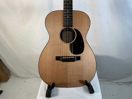 Vist Large View of Product Image Which is Used Martin ROAD SERIES SPECIAL Solid Top Acoustic Guitar Wood 40012-S000304257