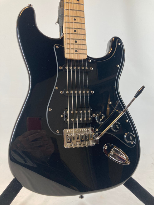 Used Squier Strat Standard HSS Electric Guitar 41127-S000057934