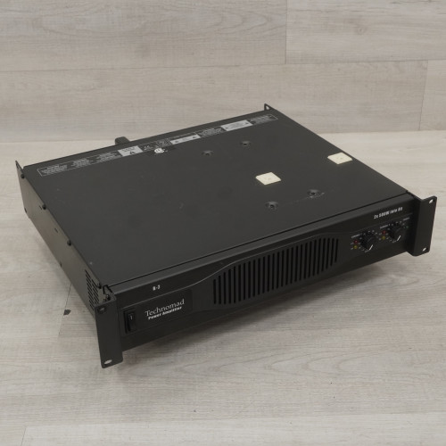 Vist Large View of Product Image Which is Used Behringer EP4000 Power Amplifier 40015-S000328977