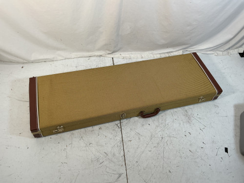 Vist Large View of Product Image Which is Used TWEED BASS CASE Guitar Case 40012-S000304358