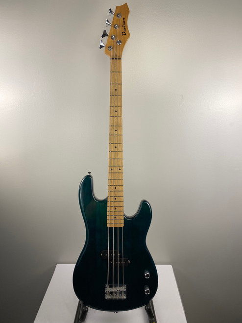 Vist Large View of Product Image Which is Used Davison P BASS P Type Bass Guitar Green 4-String