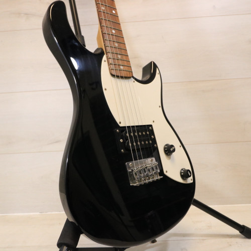 Vist Large View of Product Image Which is Used Peavey ROCKMASTER Electric Guitar Black 6-String