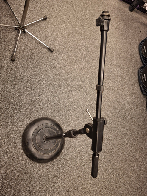 Used Atlas SHORT BOOM STAND Microphone Stand 41116-S000048857