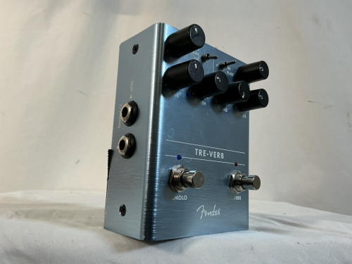 Vist Large View of Product Image Which is Used Fender TRE VERB Reverb Pedal 40012-S000304421