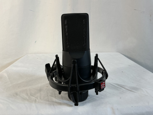 Vist Large View of Product Image Which is Used SE Electronics X1R RIBBON MIC W/MOUNT Ribbon Microphone 40012-S000304425