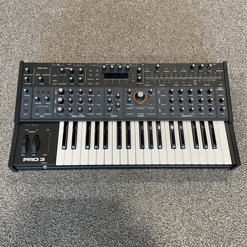 Used SEQUENTIAL CIRCIUTS PRO 3 Synthesizer 41106-S000094832