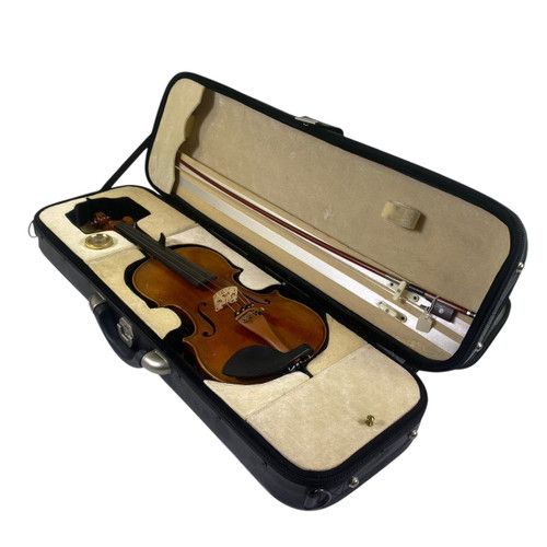 Vist Large View of Product Image Which is Used Palatino VN-350 1/2 WITH CASE AND BOW 40090-S000079999