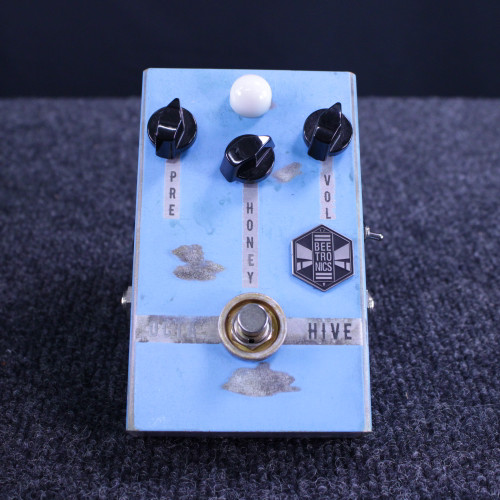 Vist Large View of Product Image Which is Used BEETRONICS OCTAHIVE Fuzz Pedal