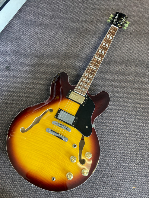 Vist Large View of Product Image Which is Guitar