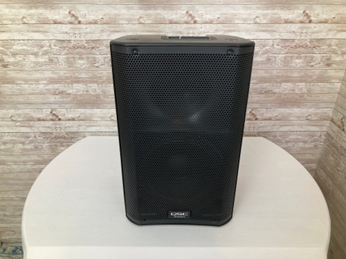 Vist Large View of Product Image Which is Used QSC K10  1000WT W/ BAG Powered Full Range Speaker Cabinet 41112-S000097653