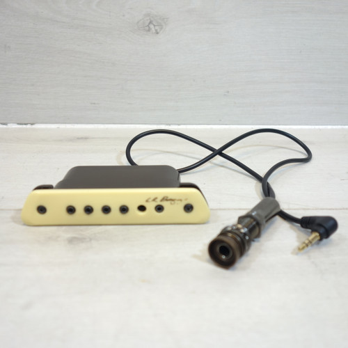 Vist Large View of Product Image Which is Used LR Baggs M1 PASSIVE Guitar Accessory