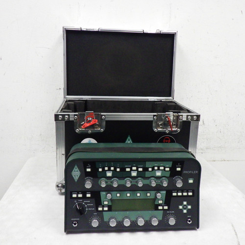 Vist Large View of Product Image Which is Used Kemper Profiler Head with Road Case 40042-S000260004