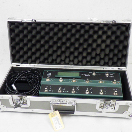 Vist Large View of Product Image Which is Used Kemper Profiler Remote Board with Road Case 40042-S000260011
